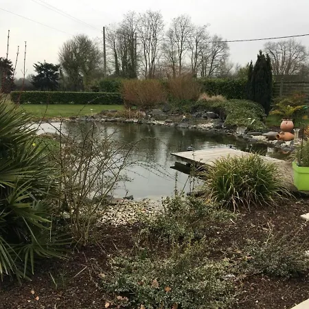 Spacieuse Avec Jardin, Proche Du Centre, Piscine Naturelle, Et Activites Au Mans - Fr-1-410-231 בית נופש לה מאנש